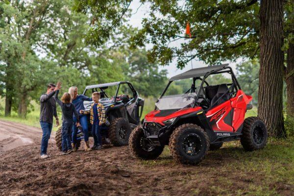 RZR 200 - Image 3